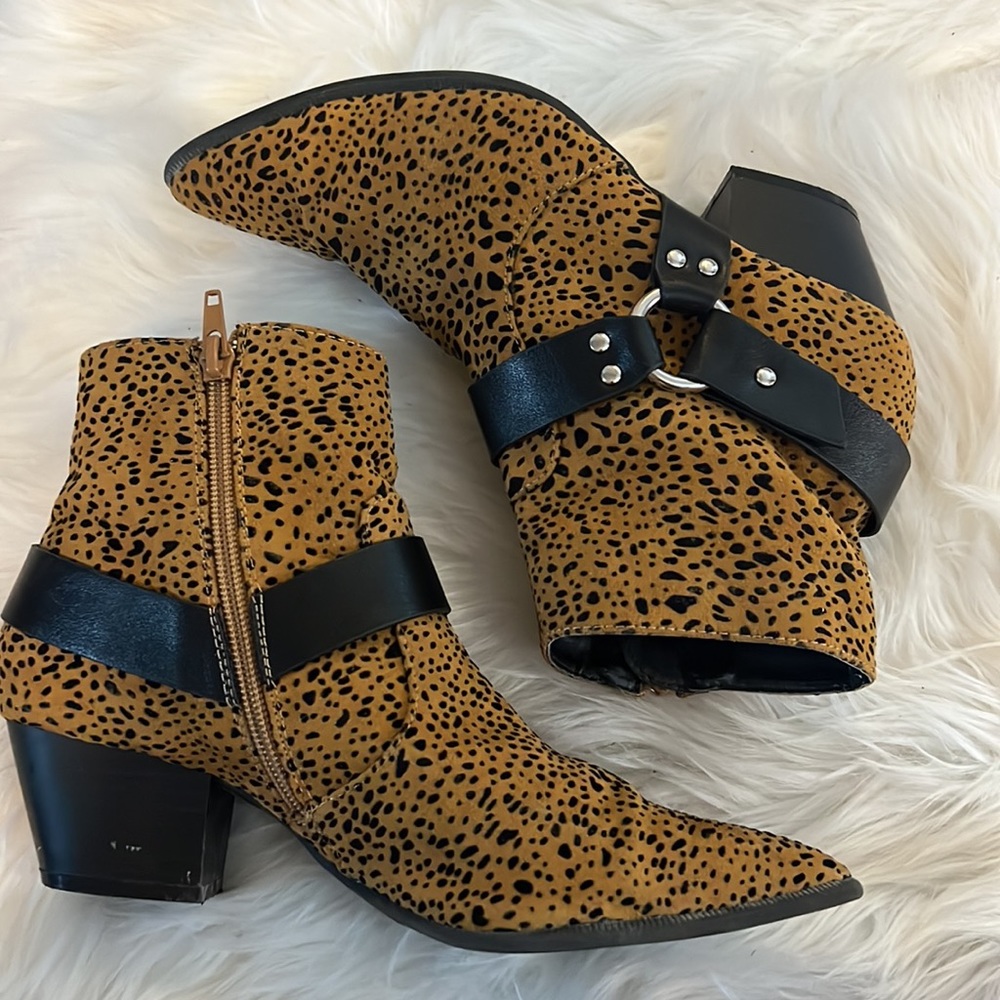 Leopard Booties - Picture 2 of 3